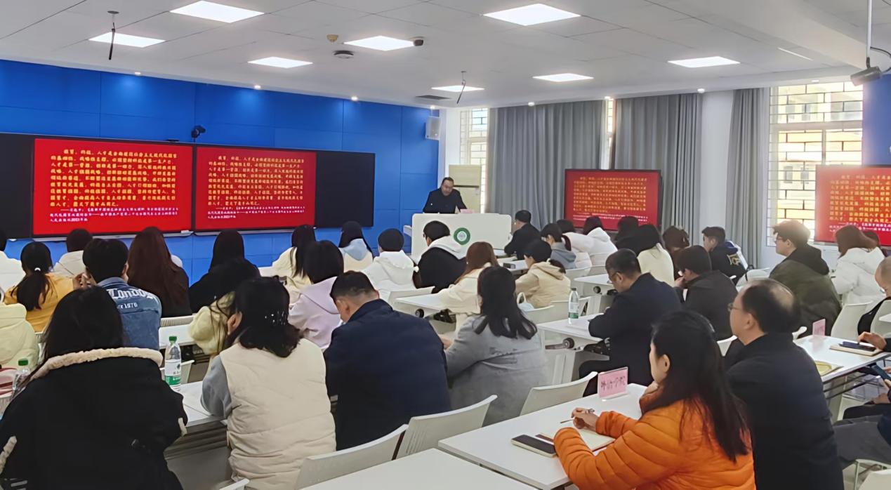 c132a4d94b6d8d9d5aa1f89bf609c203